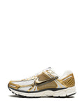 Zoom Vomero 5 Metallic Gold