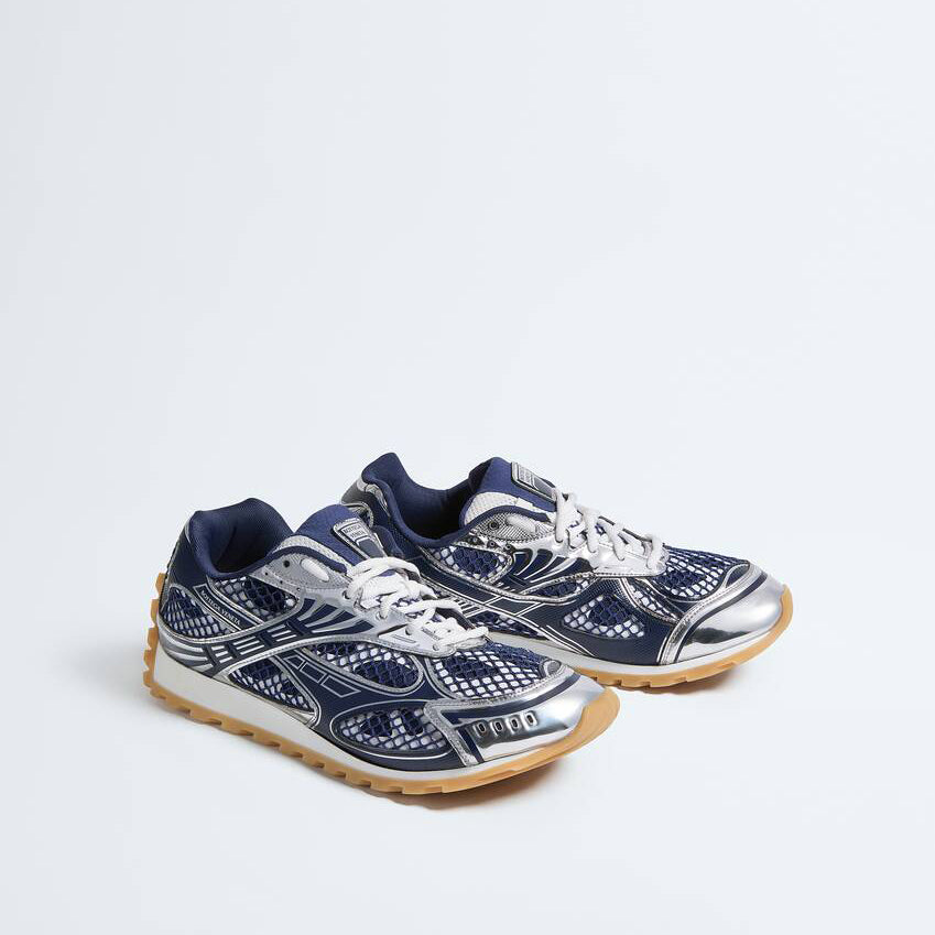 Orbit Sneaker