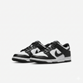 Dunk Low Sneakers